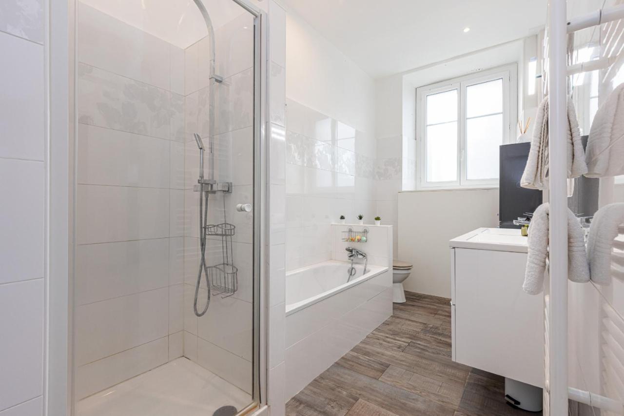 Jean Medecin Av - Large 2 Bdrs Ac Apartment Nizza